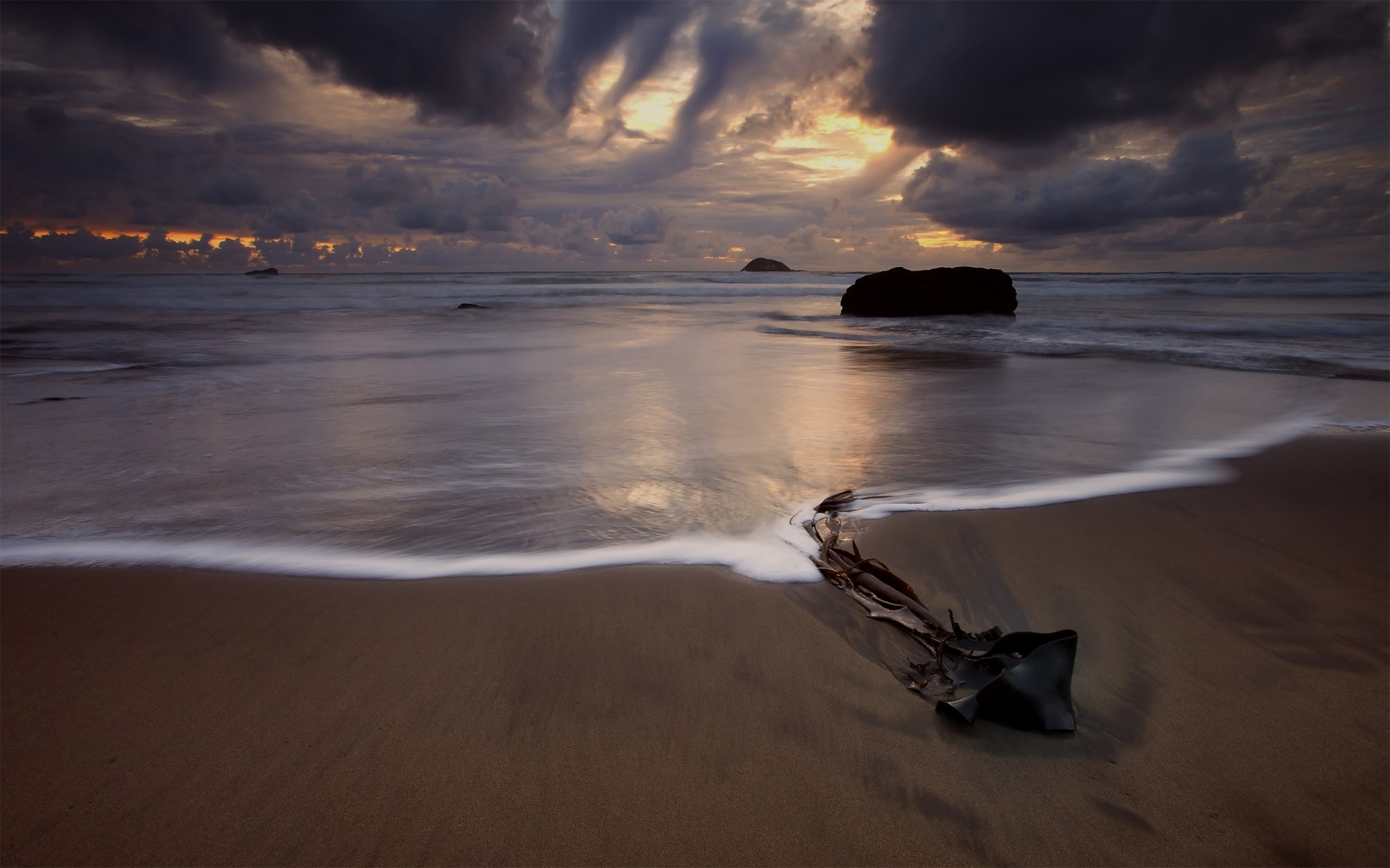 paysage coucher de soleil plage eau océan mer soir mer sable aube crépuscule paysage paysage voyage soleil tempête surf ciel réflexion été nuages