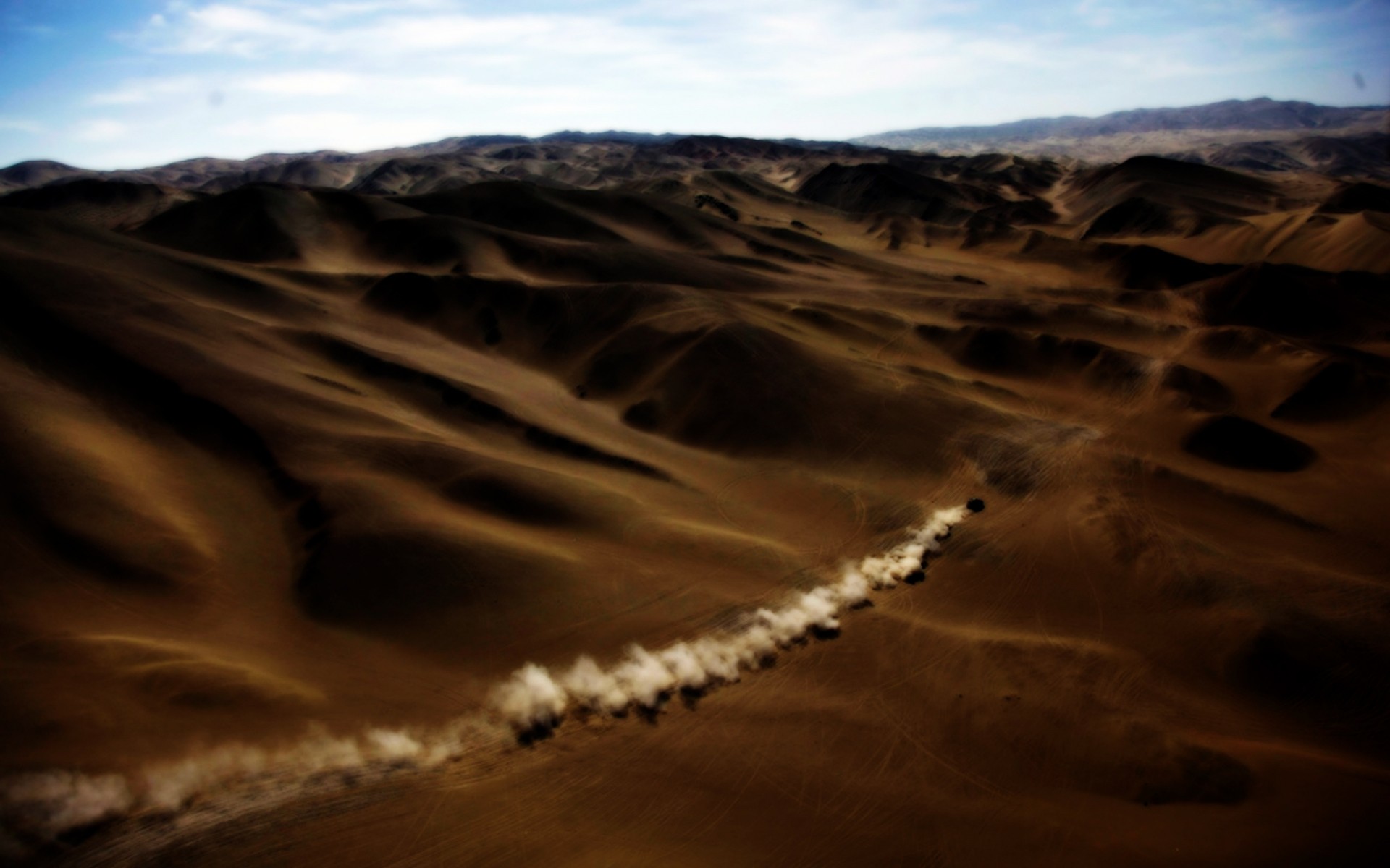 sport désert paysage sable plage stérile coucher de soleil sec voyage aube ciel aride mer ombre scénique dune océan montagne soirée voiture sport vitesse