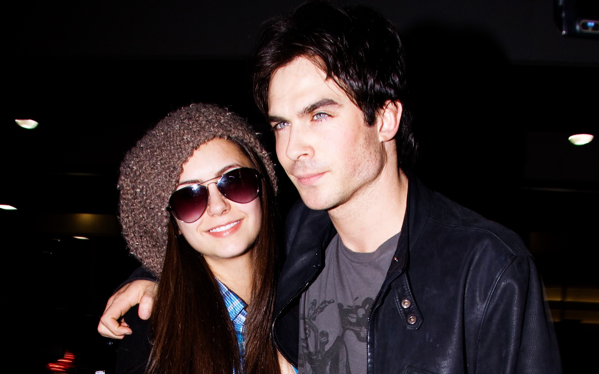 musique homme portrait mode musicien femme lunettes de soleil chanteur concert plaisir amour pop ian somerholder actrice vampire