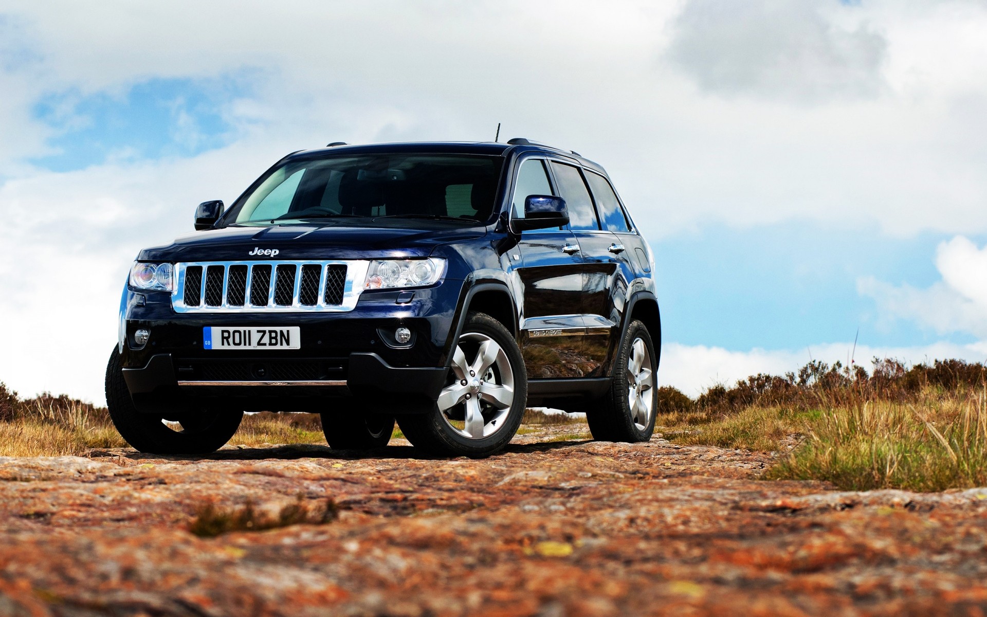 jeep voiture véhicule système de transport roues route camion lecteur extérieur automobile jeep grand cherokee