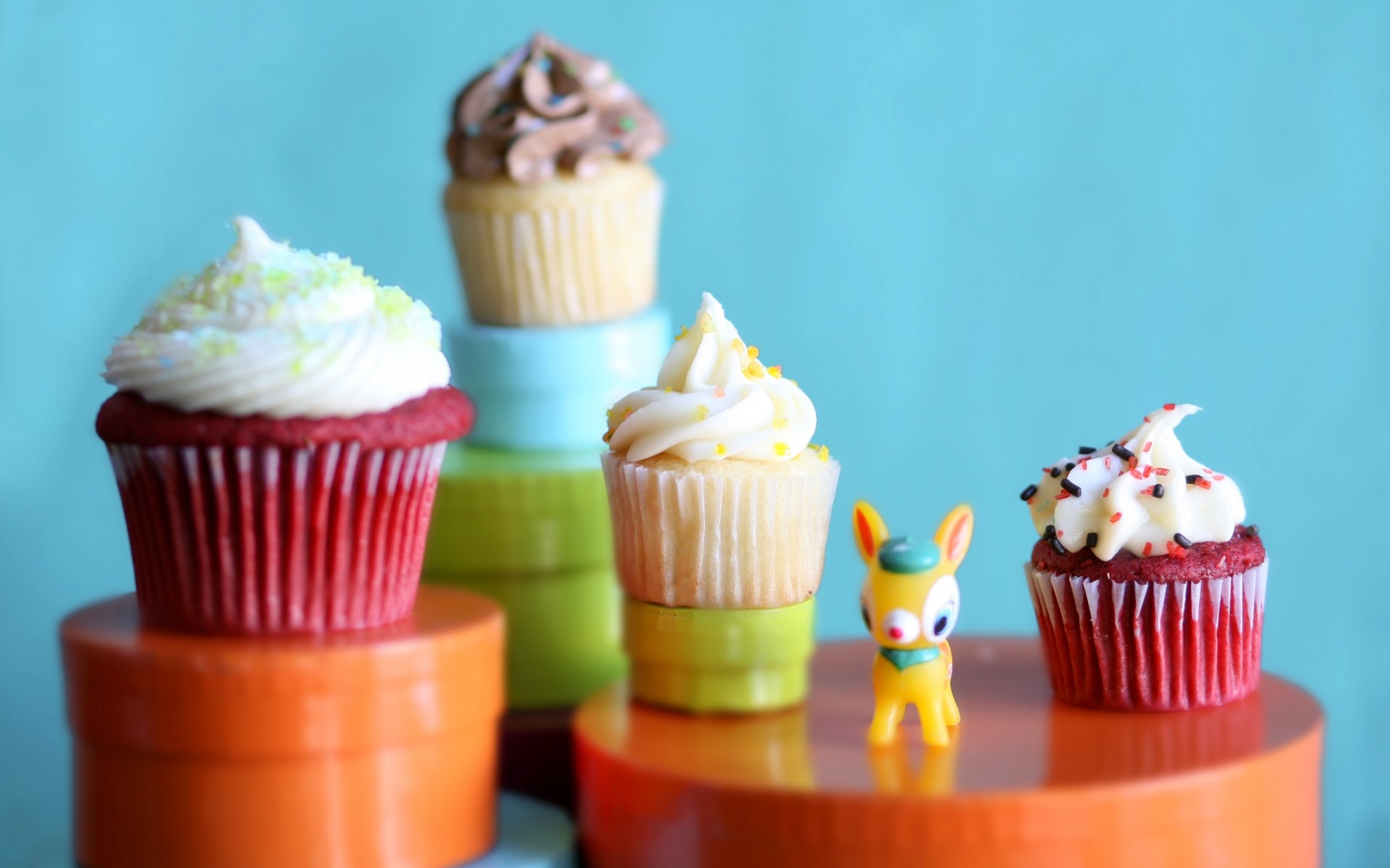 capit crème chocolat délicieux vanille muffin cuisson sucre doux tourbillon bonbons gâteau genre coupe indulgence alimentaire bonbons