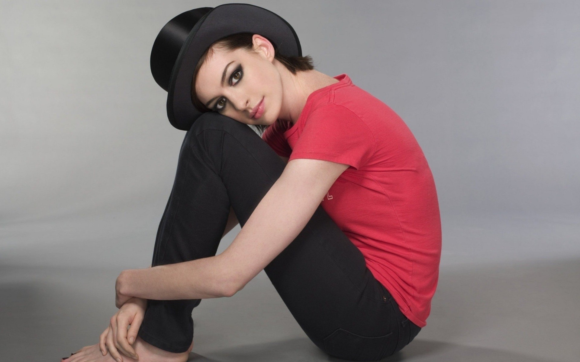 femme portrait fille mode unique adulte modèle porter sexy studio actrice célébrité actrices hollywoodiennes magnifique belle