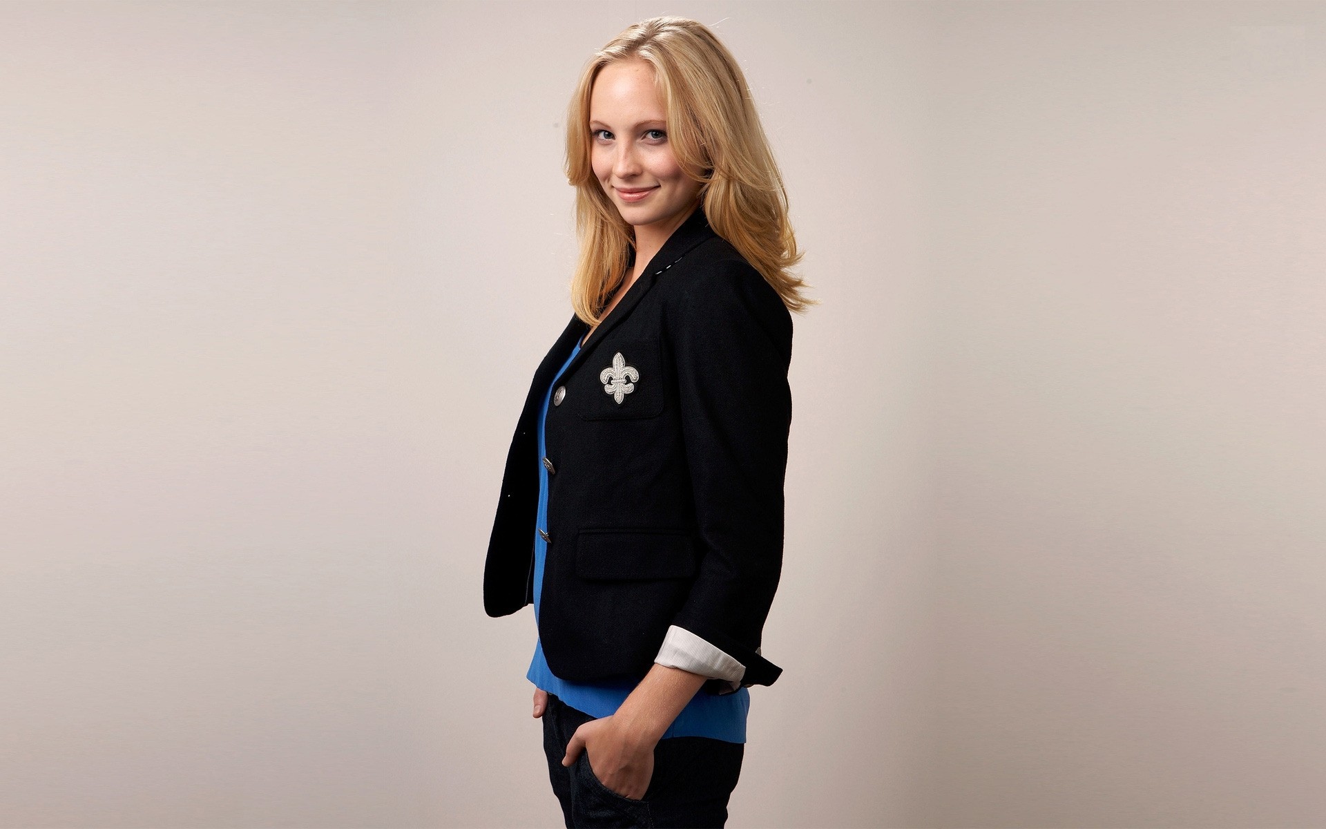 femme portrait porter unique mode adulte célébrité artiste actrices hollywoodiennes magnifique beau