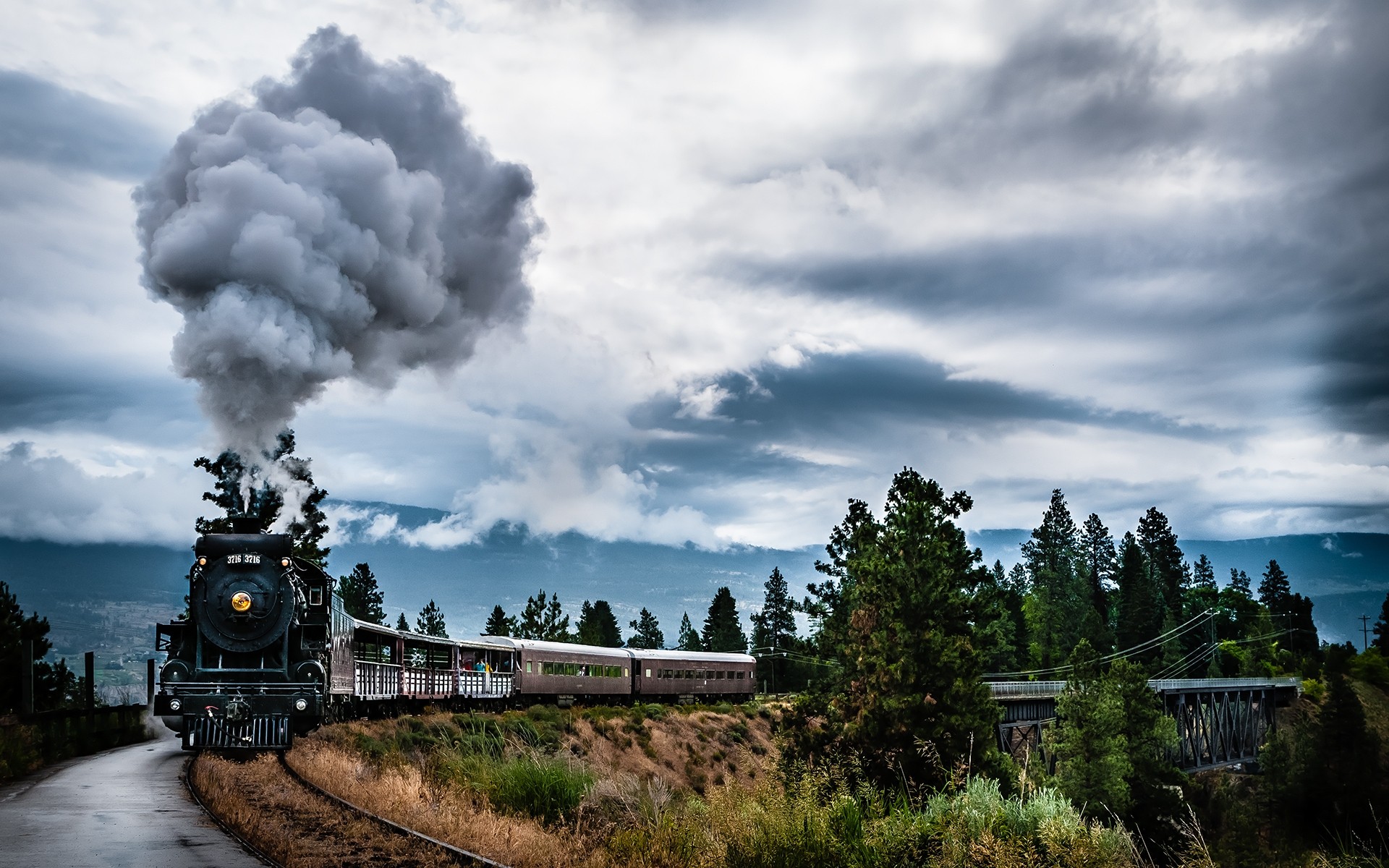 voyage en plein air ciel arbre nature paysage eau voyage en train train vintage fumée