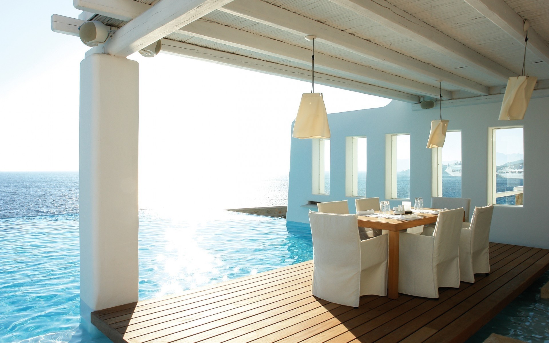 chaise luxe hôtel canapé resort meubles vacances villa chambre à l intérieur fenêtre détente été océan table piscine piscine mer terrasse fond