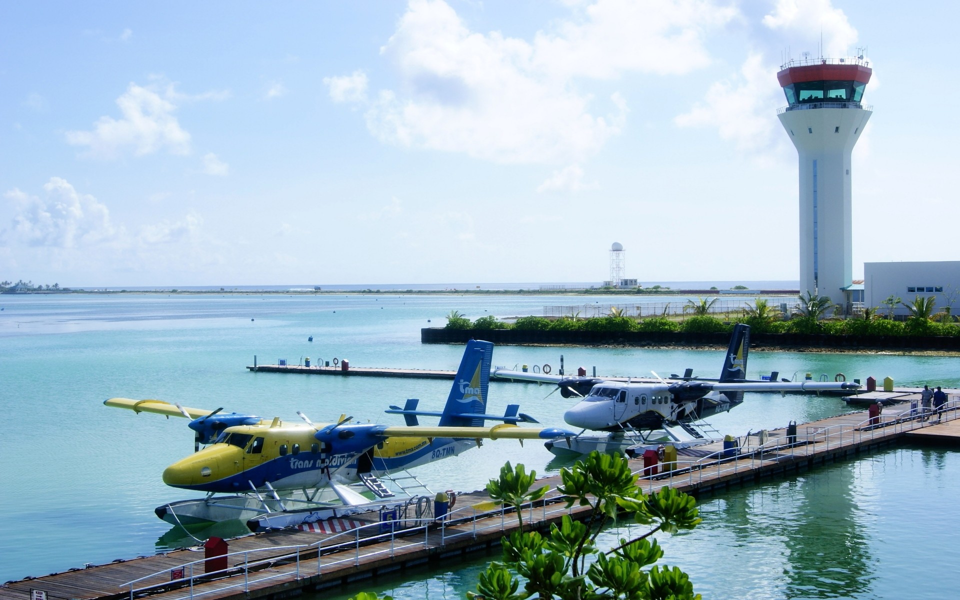 système de transport eau voiture voyage avion avion bateau navire aéroport ciel en plein air hydravion hydravion trans maldives