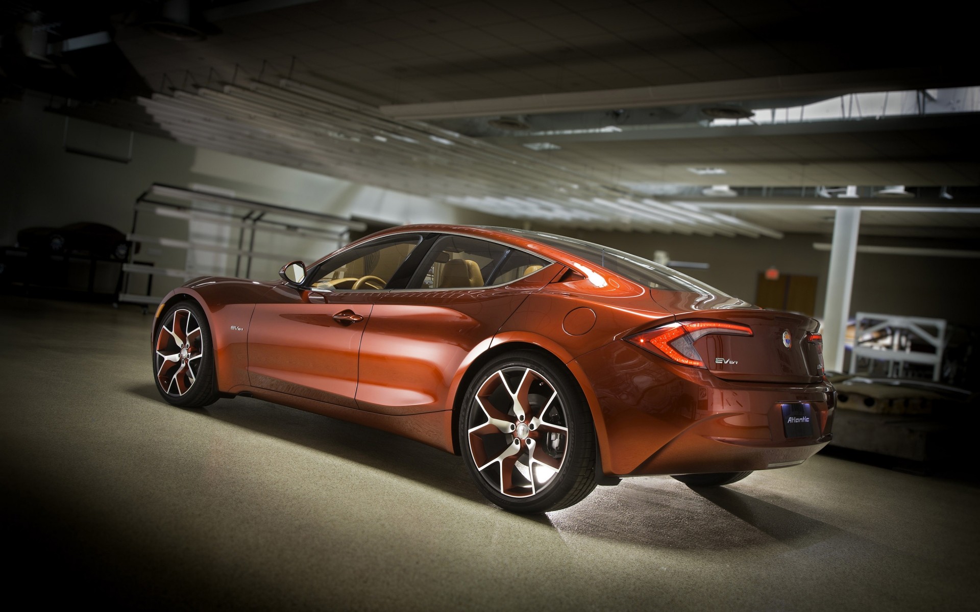 autre technologie voiture voiture automobile noir coupé course berline roues système de transport action trottoir exposition dépêchez-vous midi lecteur prototype montrer dodge sport automobile rapide fisker