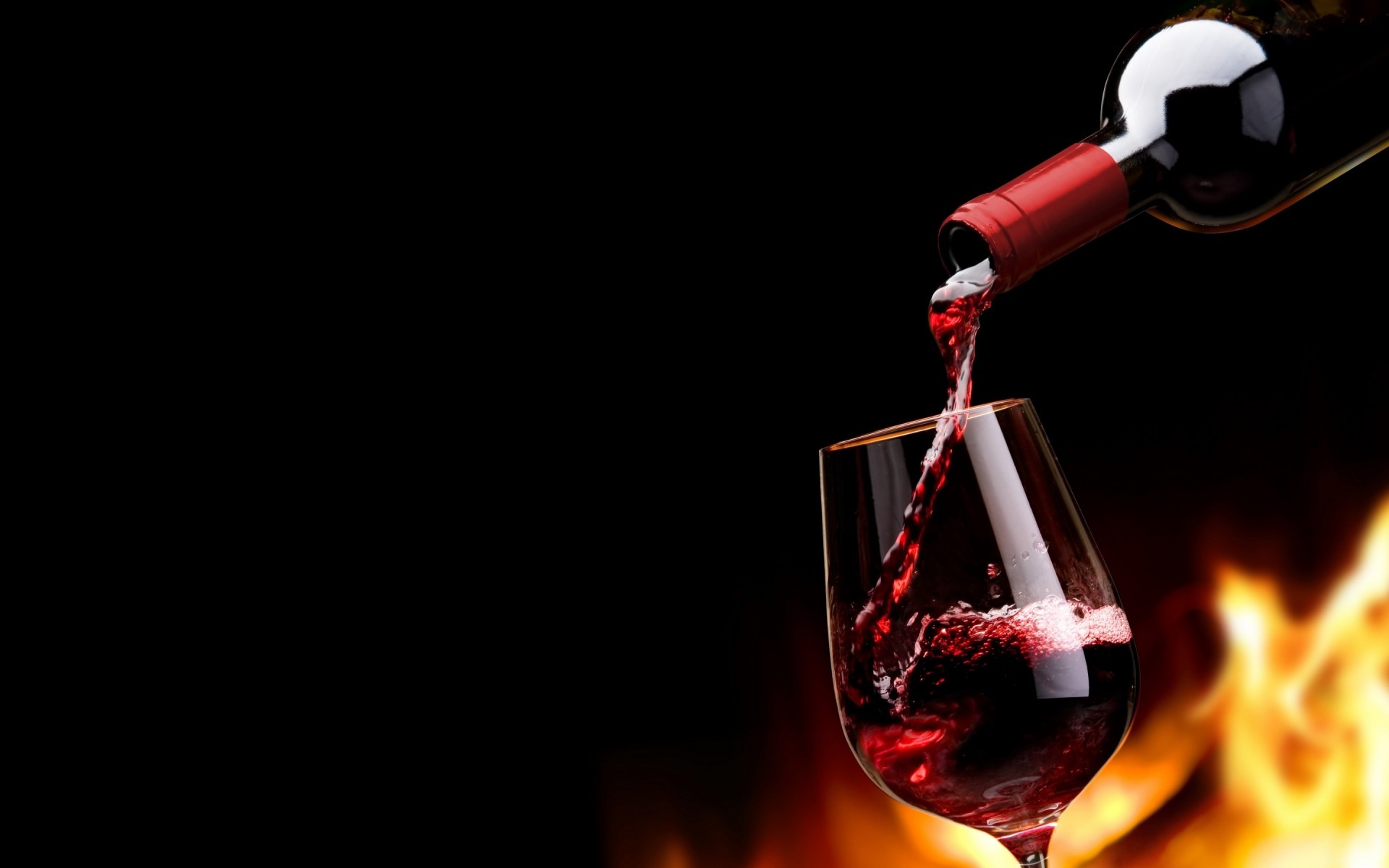 verre vin foncé flamme chaud boisson boisson alcoolisée vin rouge