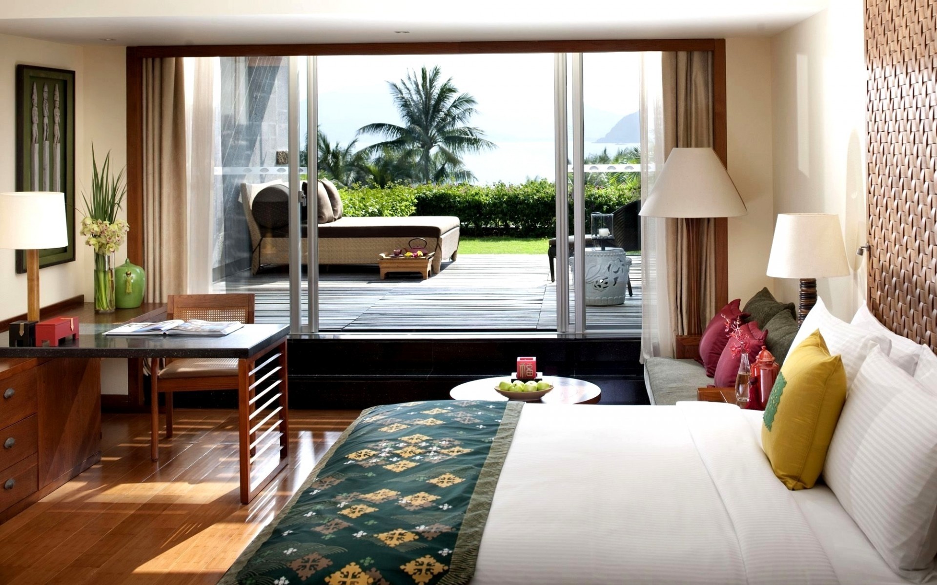 meubles chambre intérieur fenêtre lit table chambre à coucher lampe design d intérieur maison siège chaise hôtel étage maison luxe tapis appartement rideau moderne