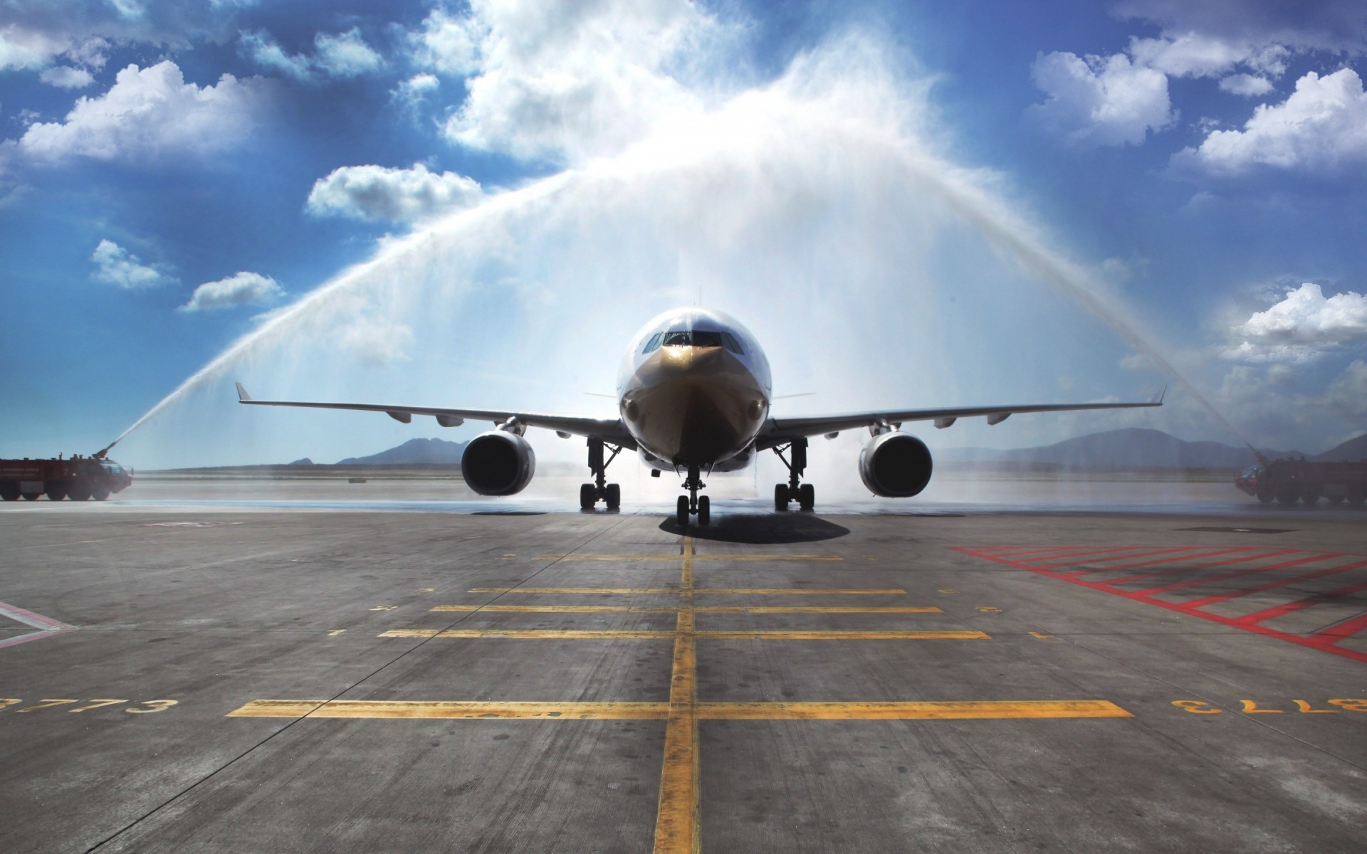 avion avion aéroport système de transport avion voiture vol voyage militaire avion de ligne air air force décollage moteur voler ciel airbus a300