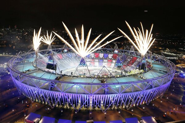 Fête des jeux olympiques. Salut