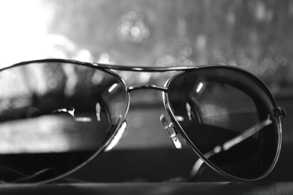 Noir et blanc photo lunettes de soleil