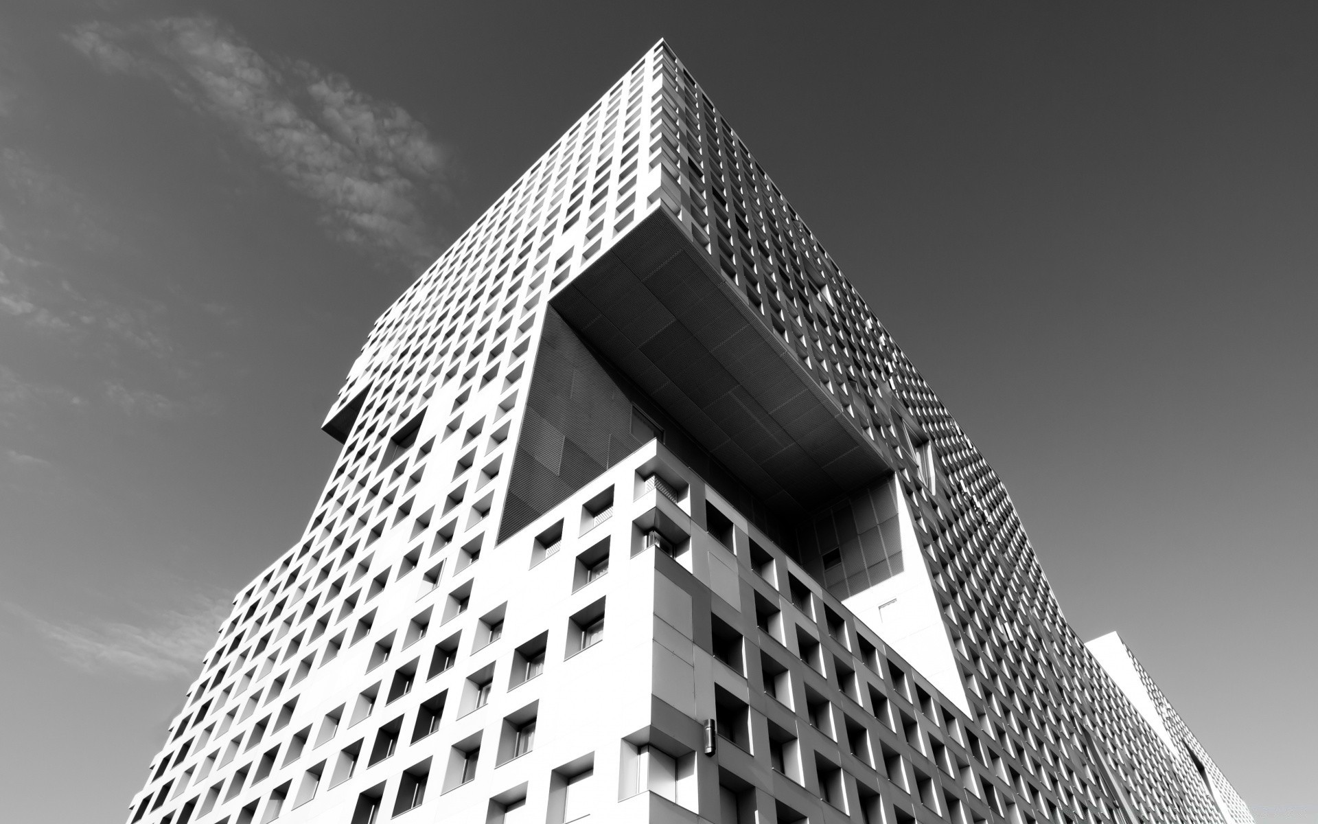 noir et blanc architecture ville ciel centre-ville verre gratte-ciel monochrome futuriste maison acier fenêtre urbain moderne entreprise perspective ville bureau moderne