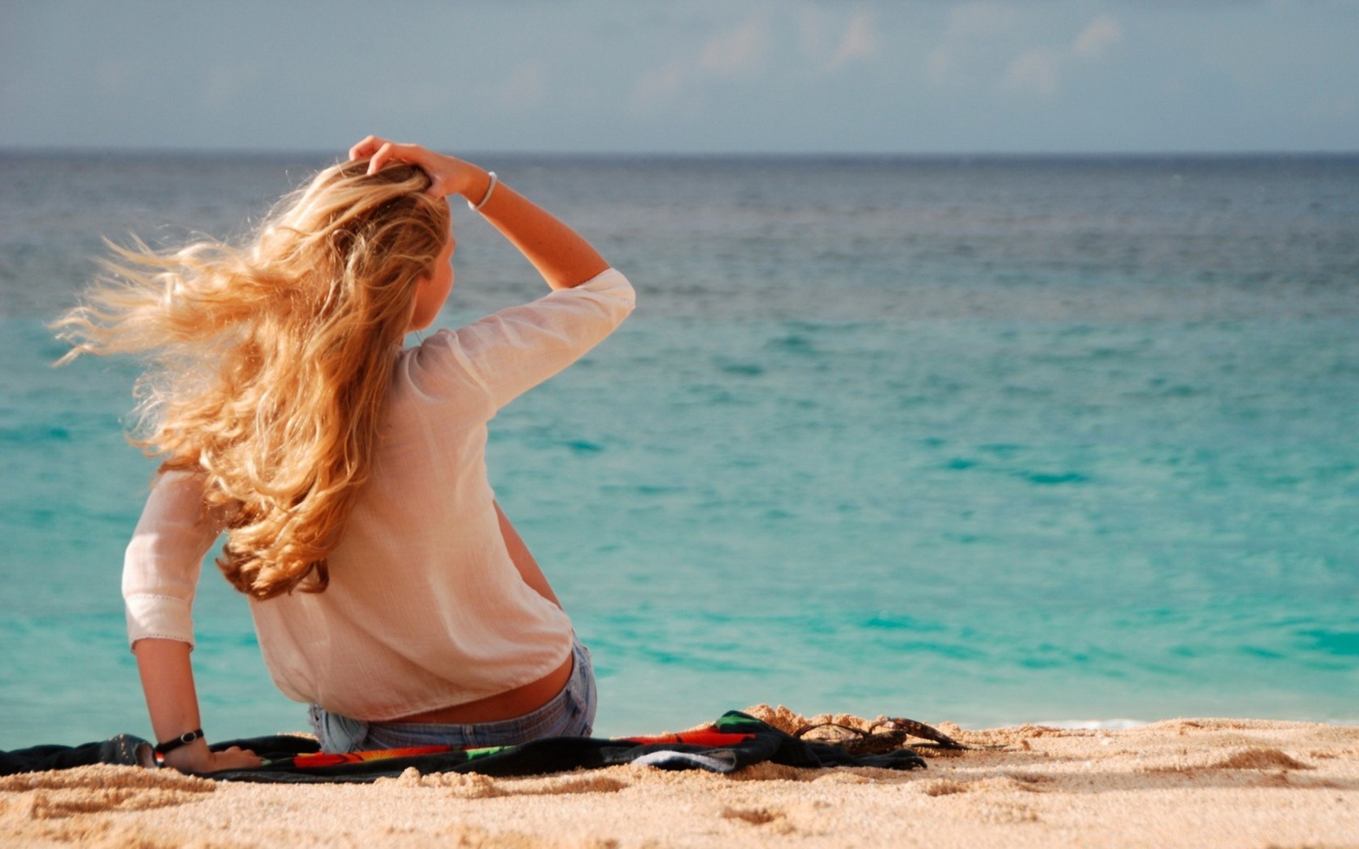 autres filles plage mer eau océan sable été mer vacances voyage soleil loisirs détente beau temps ciel tropical loisirs plaisir nature