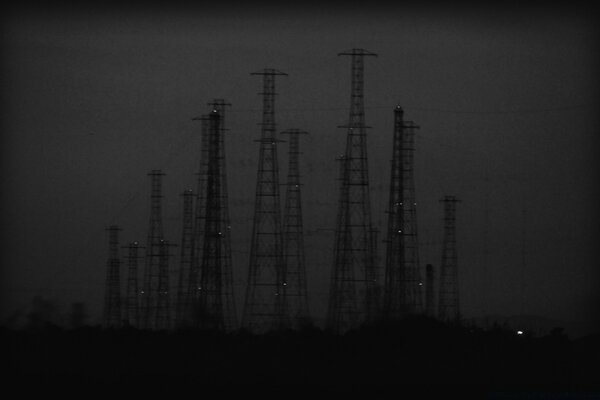 Lignes électriques haute tension