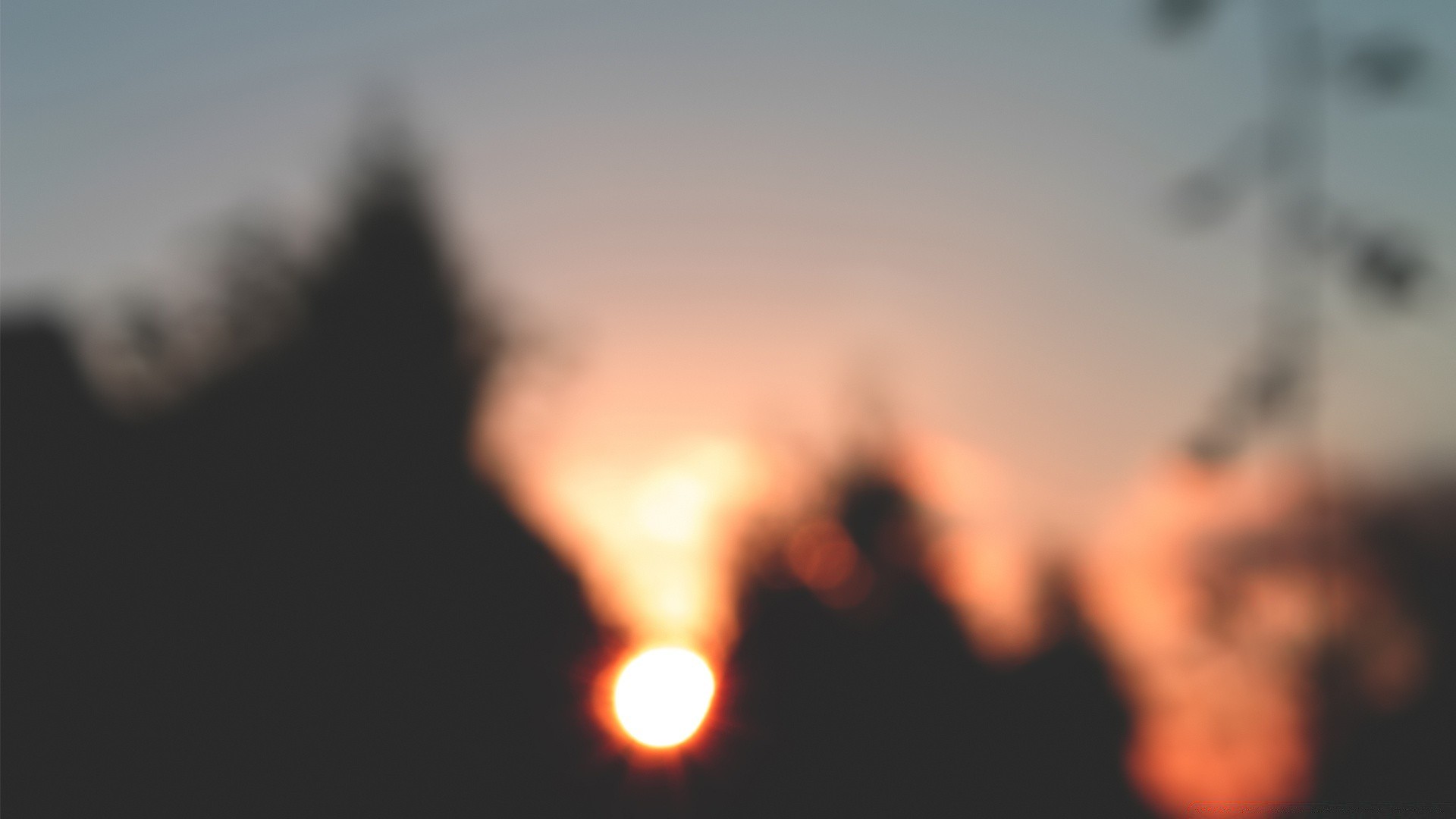 bokeh flou coucher de soleil soleil ciel flamme résumé