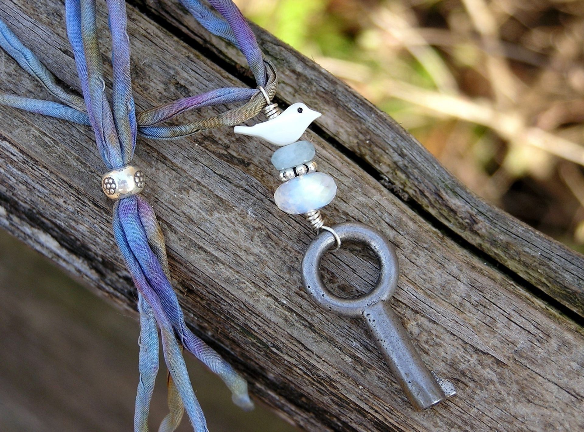 bois nature en bois gros plan bureau