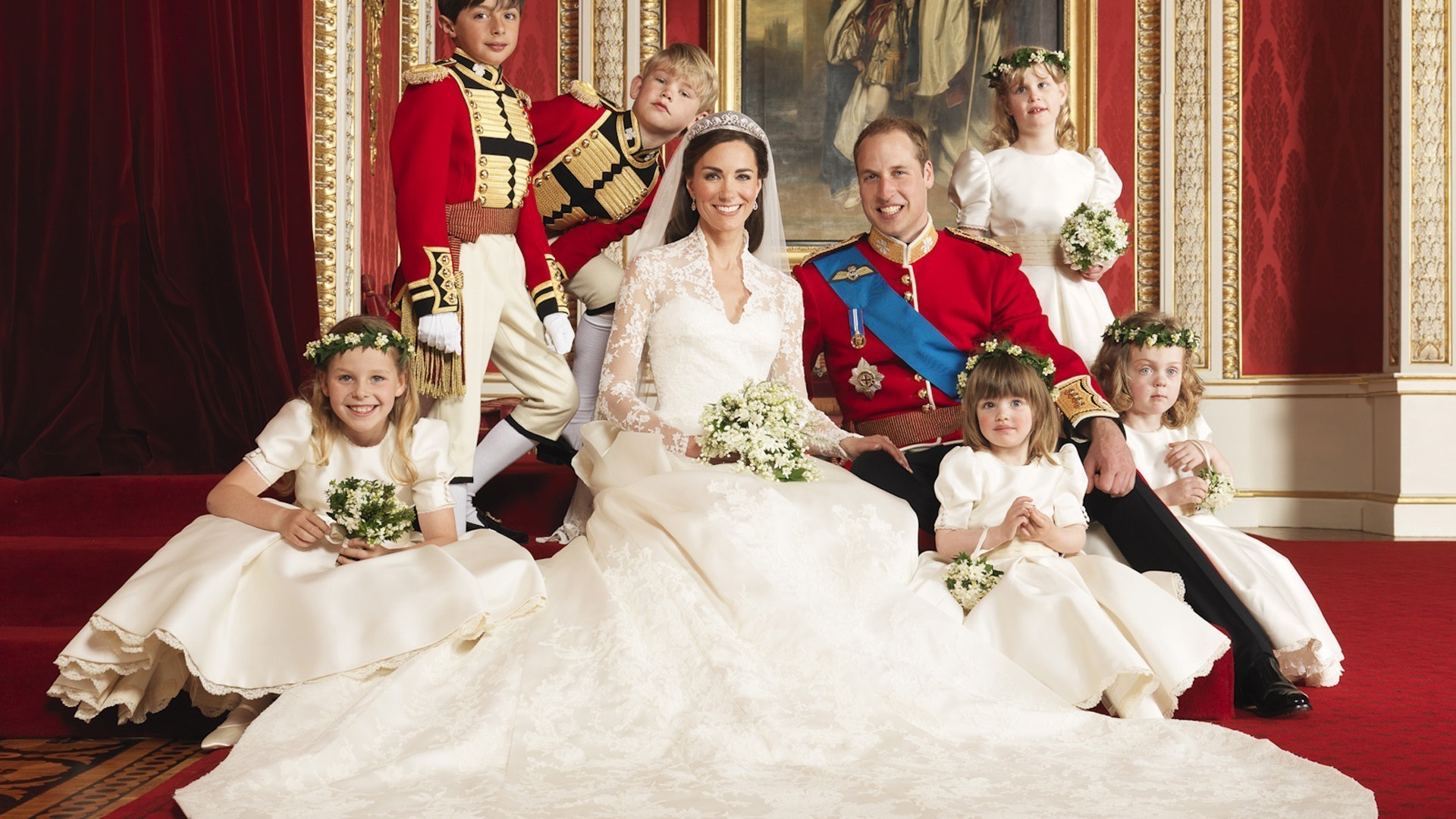 maison et intérieur cérémonie mariage voile mariée redevance vacances femme groupe porter adulte marié princesse famille expression faciale portrait amour robe quatre maison