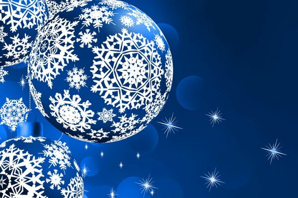 Jouets de Noël peints avec des flocons de neige