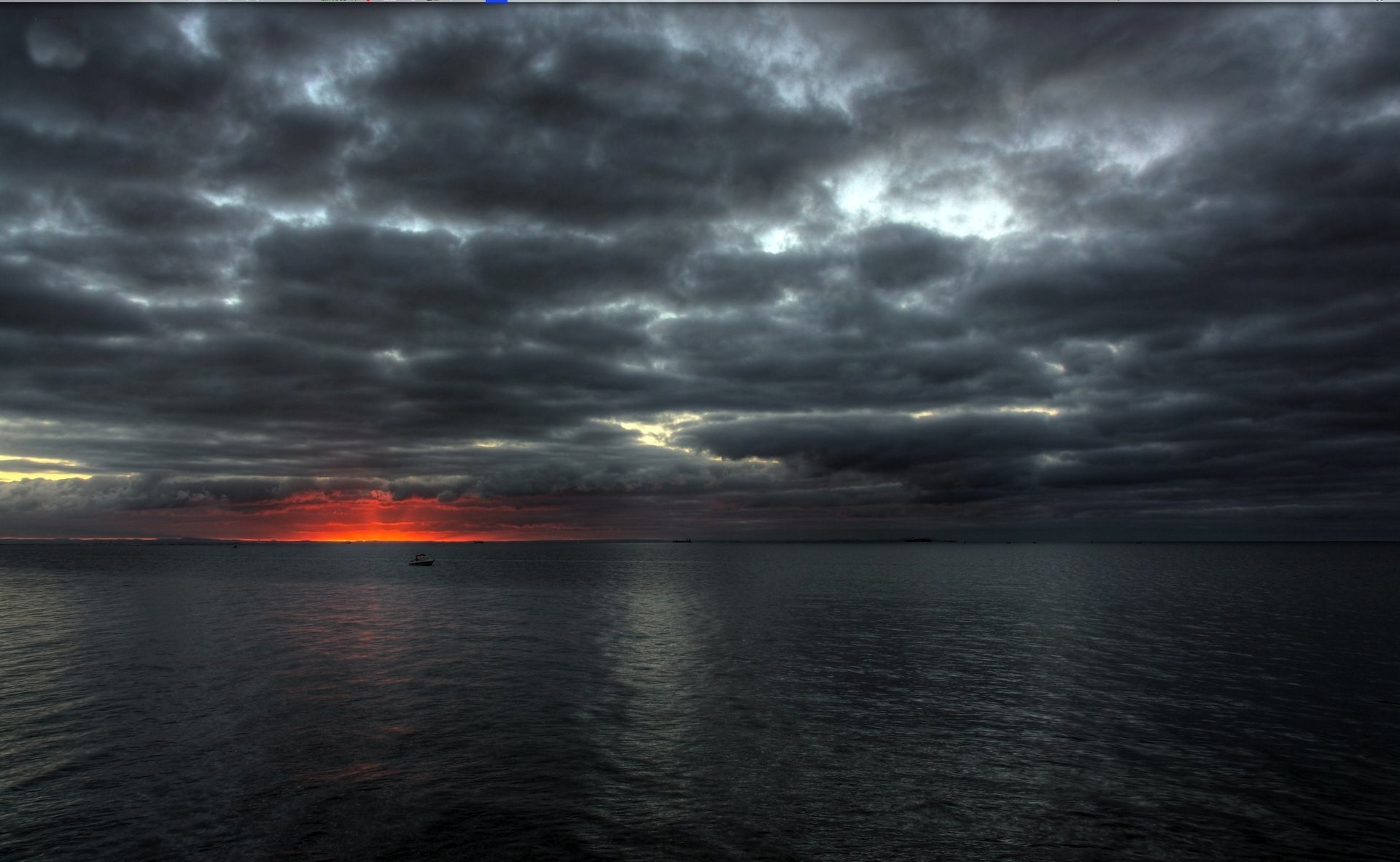 coucher du soleil eau tempête soir crépuscule aube ciel soleil mer océan pluie dramatique paysage paysage plage