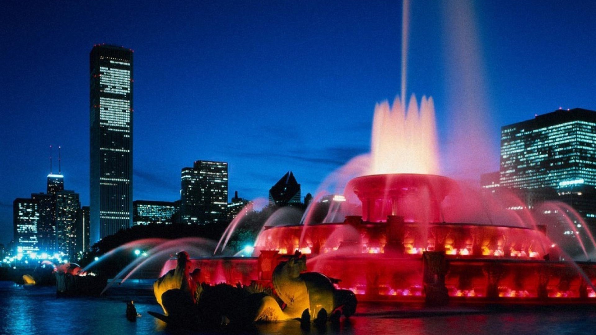 ville centre-ville gratte-ciel ville soir crépuscule voyage skyline architecture maison urbain lumière rue coucher de soleil pont eau réflexion rétro-éclairé rivière ciel