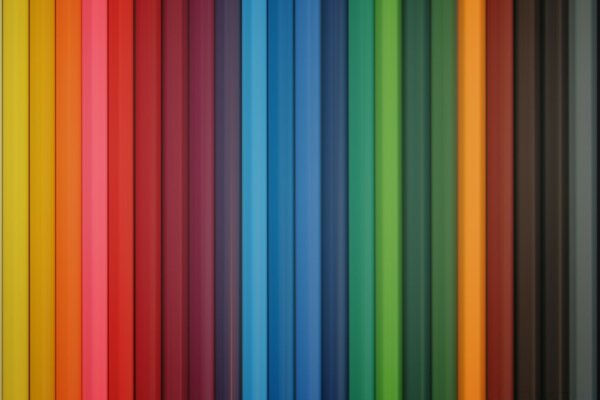 Ensemble de crayons de couleur en bois