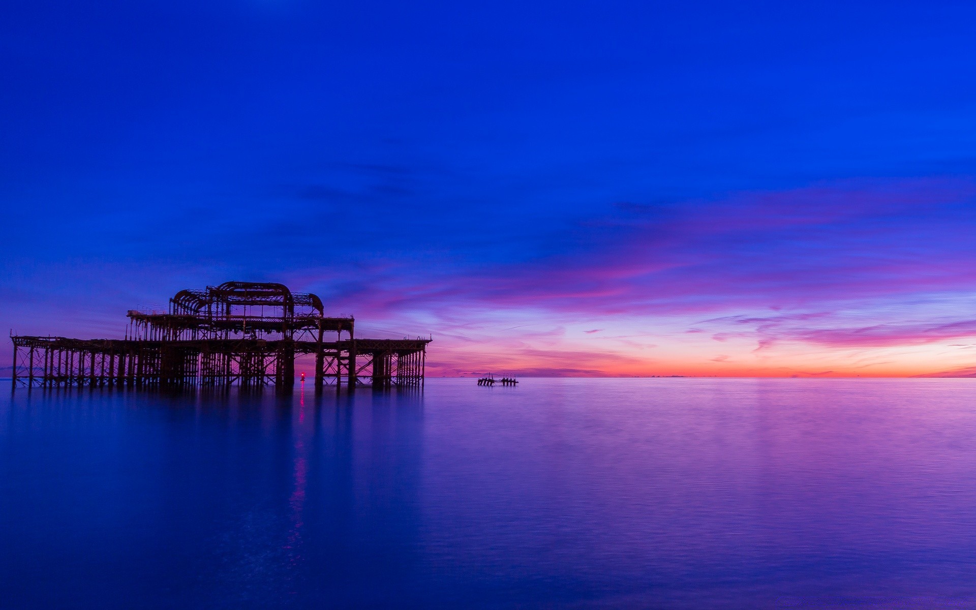 ciel coucher de soleil eau crépuscule soir aube ciel mer réflexion océan soleil