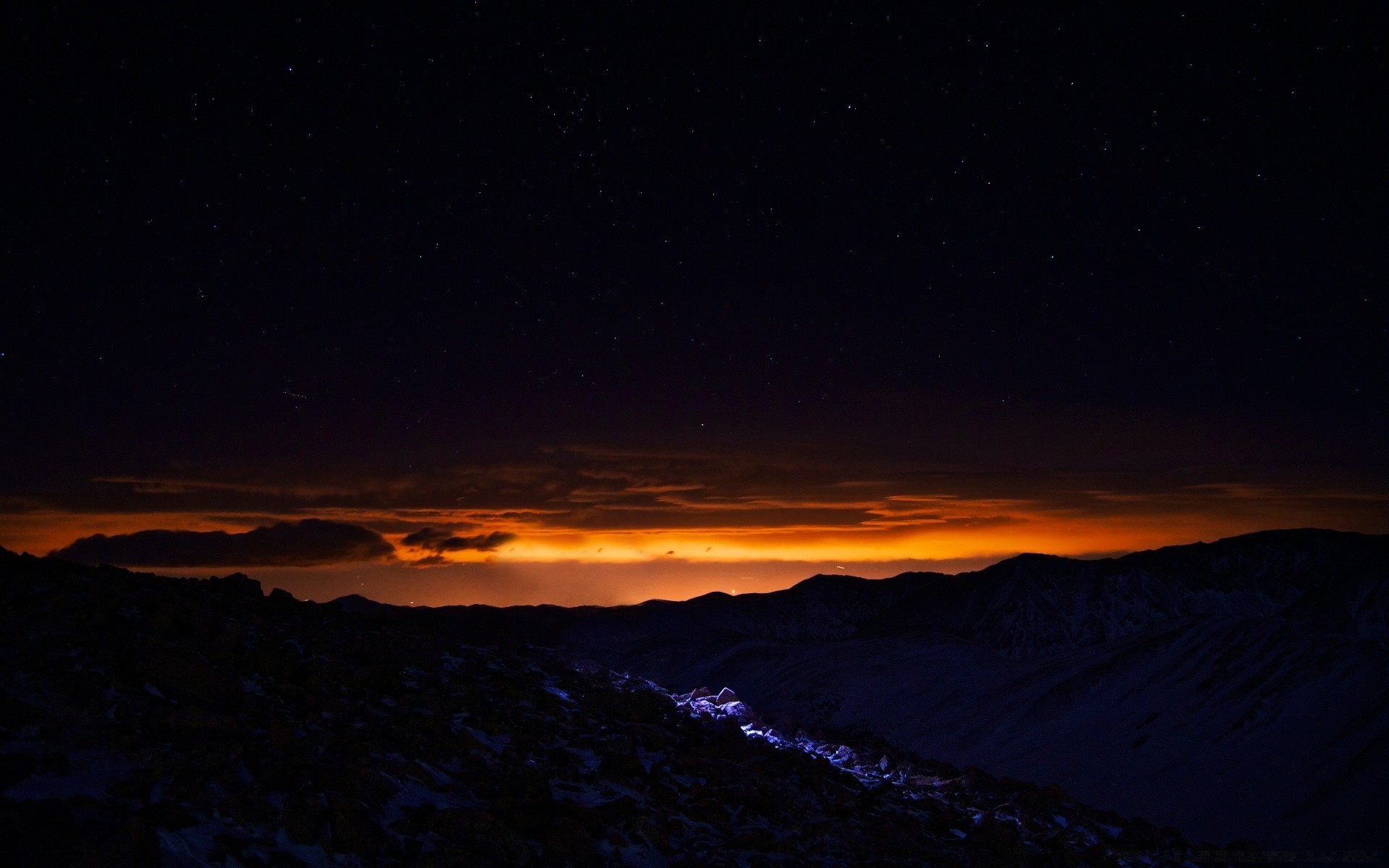 ciel coucher de soleil soir crépuscule lune ciel paysage aube soleil lumière montagnes désert astronomie voyage à l extérieur éclipse silhouette nature sombre rétro-éclairé