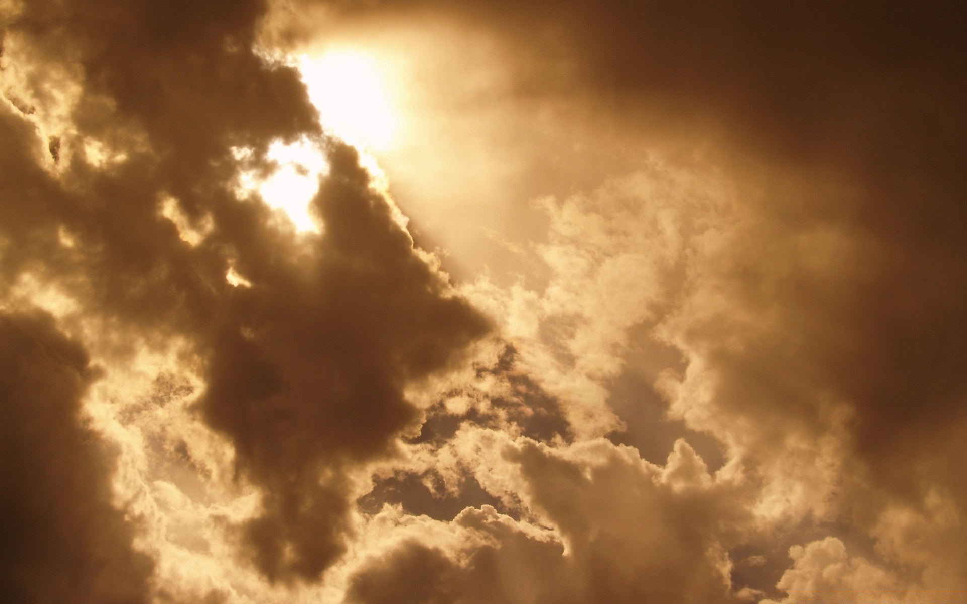 ciel ciel météo soleil ciel beau temps nature en plein air coucher de soleil dramatique lumière météorologie tempête paysage moody pluie bouffi lumière du jour atmosphère soirée