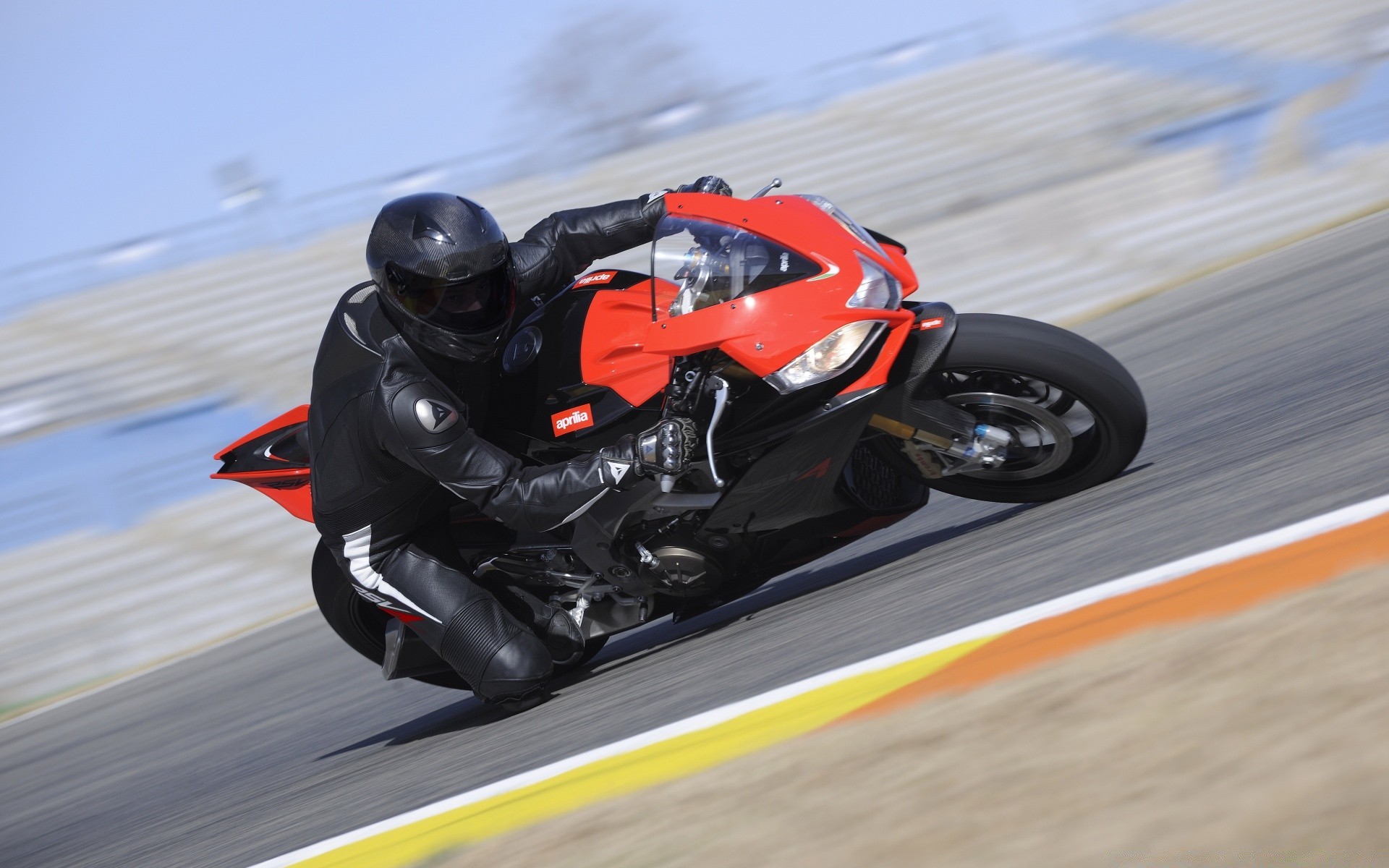 sport course dépêchez-vous rapide piste lecteur voiture championnat action circuit compétition voiture système de transport conducteur puissance voiture flou coureur sport automobile