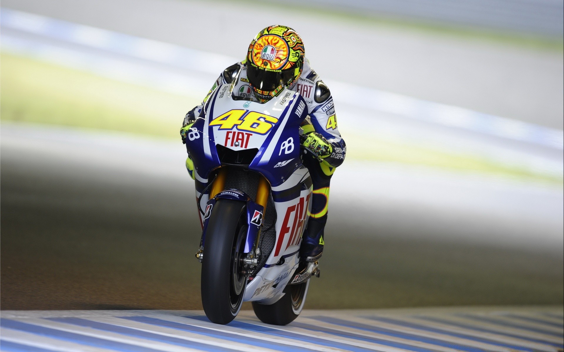 sport course compétition championnat piste vélo dépêchez-vous action coureur rapide voiture