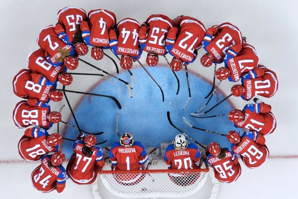 L équipe de hockey se prépare pour le match