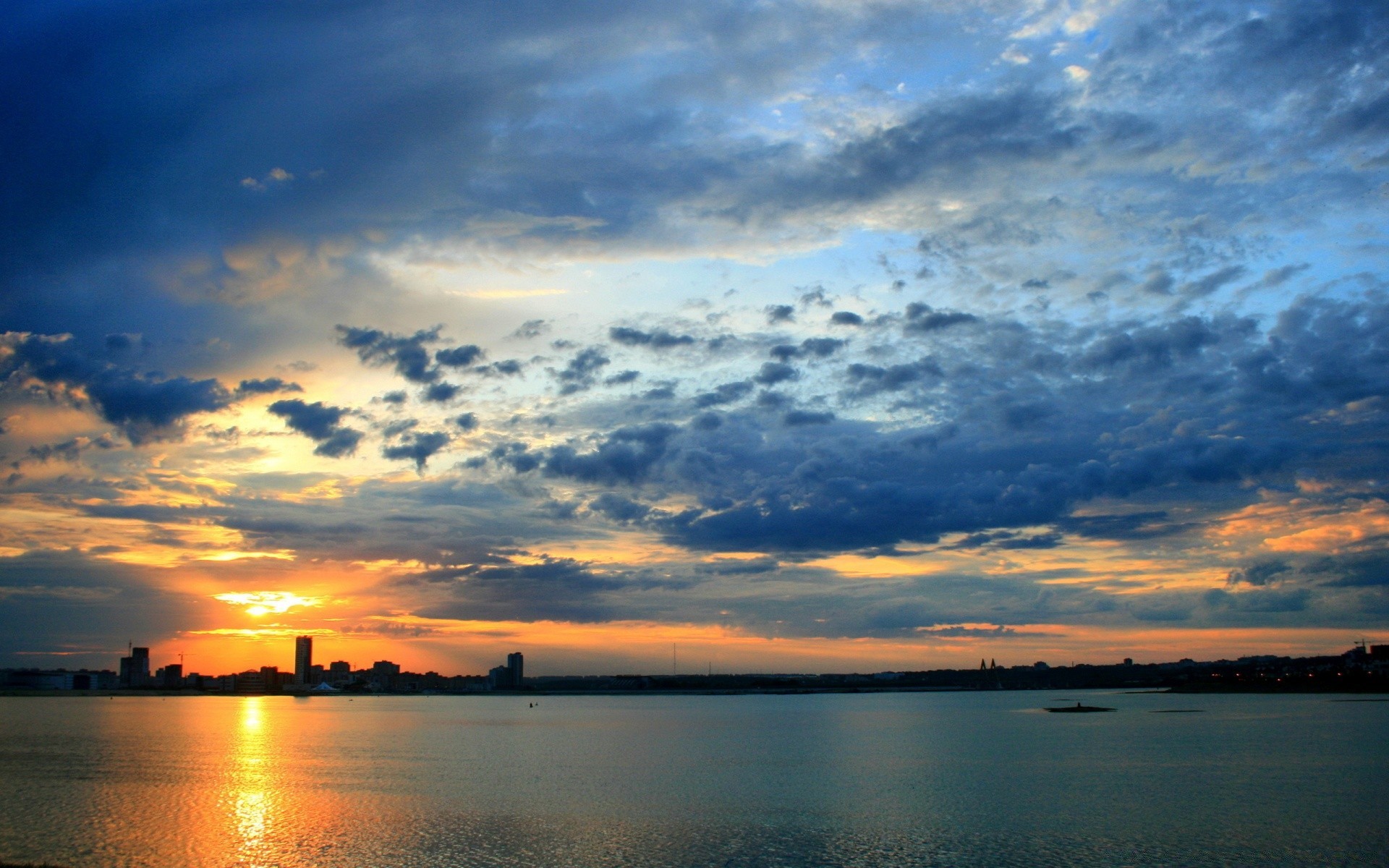 europe coucher du soleil eau aube soleil crépuscule ciel nature été soir beau temps à l extérieur réflexion paysage mer sang-froid lac